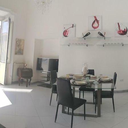Reggiahome Apartment Caserta Eksteriør billede